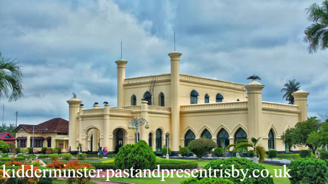 5 Rekomendasi Wisata Terpopuler di Riau